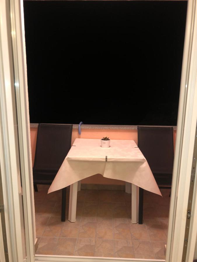Apartmani Ivana Cres Kültér fotó